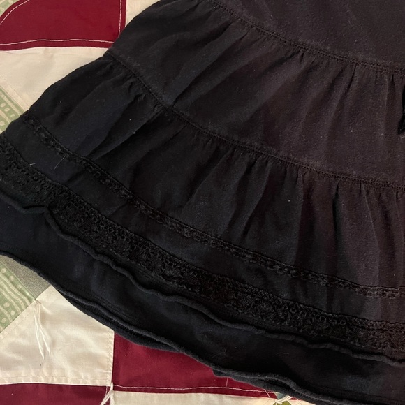Old navy mini skirt size large in black - Picture 4 of 5